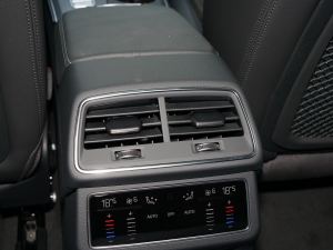 2021Avant h 45 TFSI ǳ п؅^