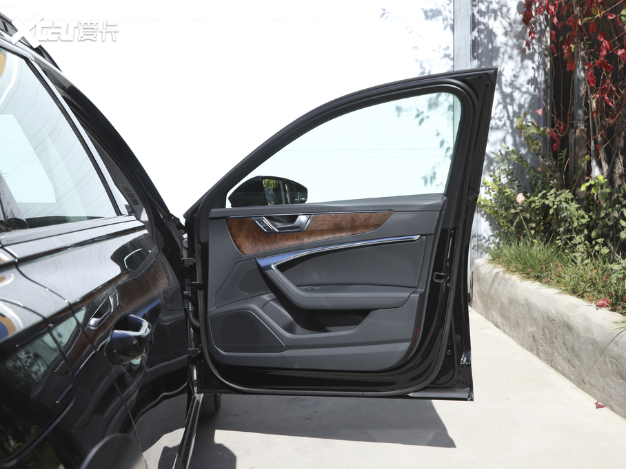 2021WA6 а ̽ 55 TFSI ԽҰ