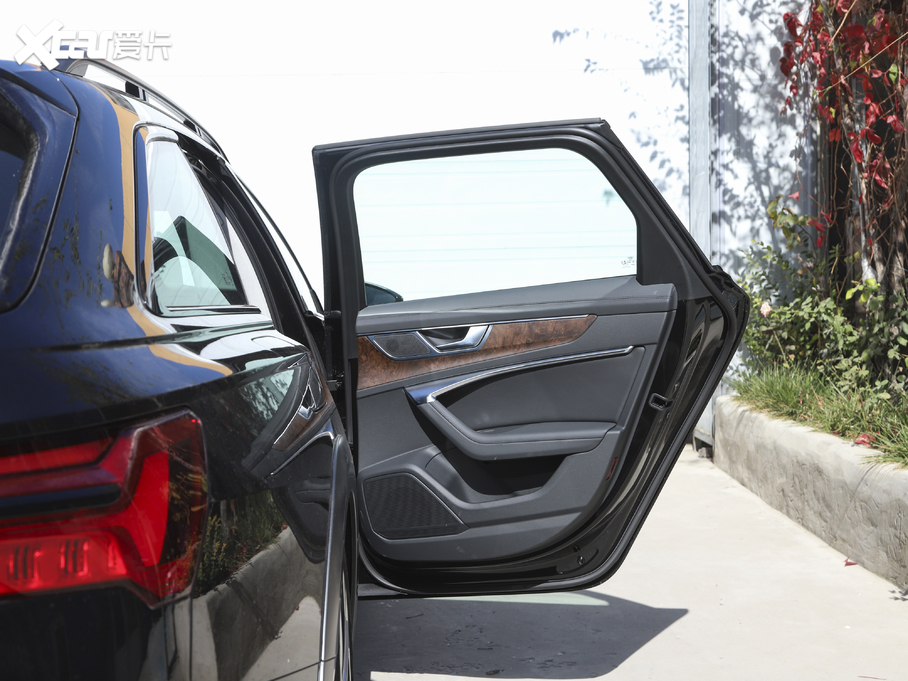 2021WA6 а ̽ 55 TFSI ԽҰ