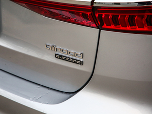 2021̽ 55 TFSI ԽҰ ^