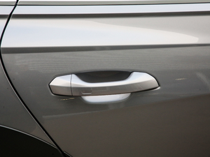 2021̽ 55 TFSI ԽҰ ^