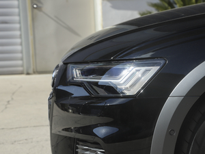 2021̽ 55 TFSI ԽҰ ^