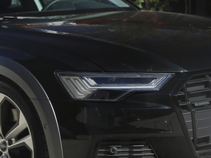 2021̽ 55 TFSI ԽҰ ^