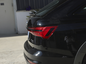 2021̽ 55 TFSI ԽҰ ^