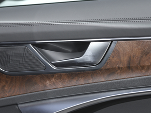 2021̽ 55 TFSI ԽҰ g