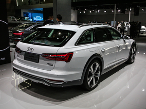 2021̽ 55 TFSI ԽҰ w^