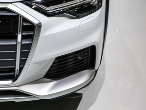 2021̽ 55 TFSI ԽҰ ^