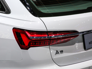 2021̽ 55 TFSI ԽҰ ^