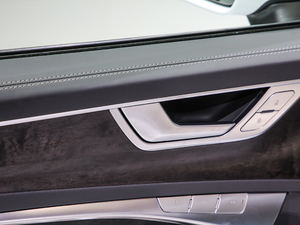 2021̽ 55 TFSI ԽҰ g