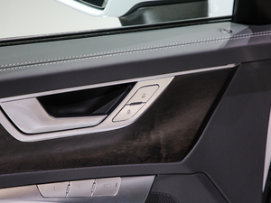 2021̽ 55 TFSI ԽҰ g