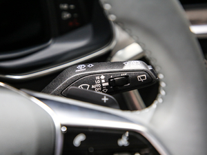 2021̽ 55 TFSI ԽҰ п؅^