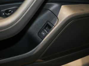 2021̽ 55 TFSI ԽҰ g