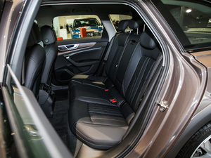 2021̽ 55 TFSI ԽҰ g