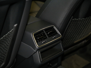 2021̽ 55 TFSI ԽҰ g