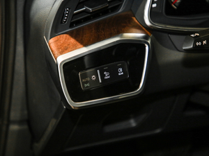 2021̽ 55 TFSI ԽҰ п؅^