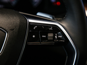 2021̽ 55 TFSI ԽҰ п؅^