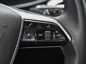 2021allroad quattro ̽ 55 TFSI Ғ п؅^