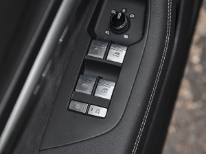 2021allroad quattro ̽ 55 TFSI Ғ п؅^