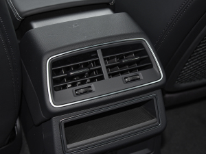 2021allroad quattro ̽ 55 TFSI Ғ п؅^