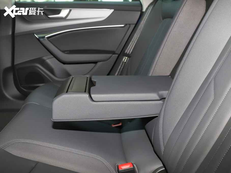 2021?yun)WA7 40 TFSI A