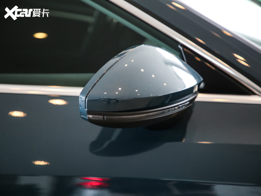 2021?yun)WA7 40 TFSI A