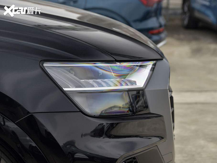 2021��W��Q8 55 TFSI ���x�Ӹ���