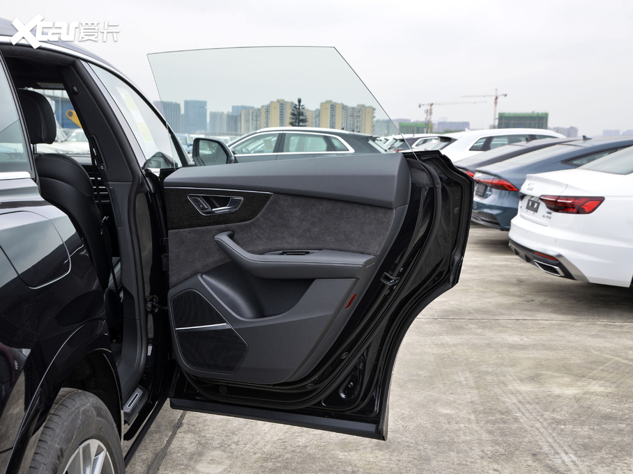 2021��?yu��n)W��Q8 55 TFSI ���x��(d��ng)����