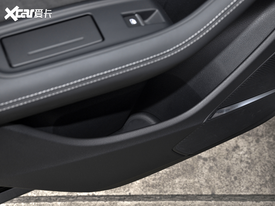 2021��W��Q8 55 TFSI ���x�Ӹ���