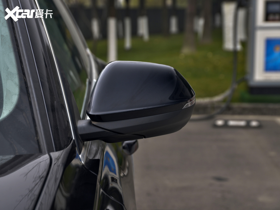 2021��W��Q8 45 TFSI ���A������