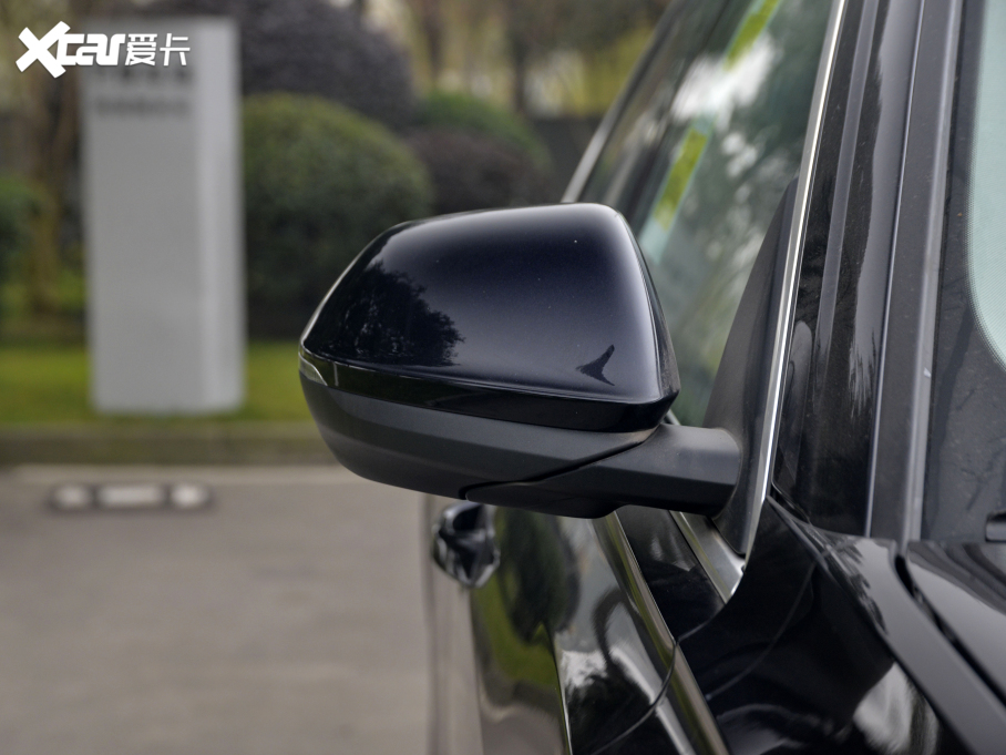 2021��W��Q8 45 TFSI ���A������