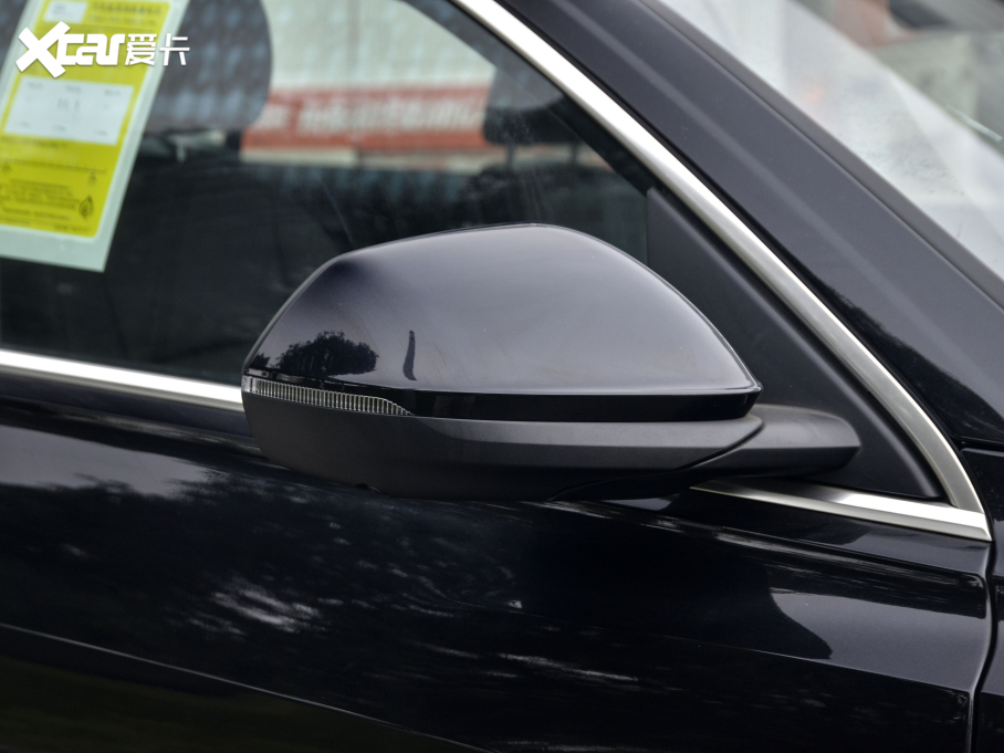 2021��W��Q8 45 TFSI ���A������