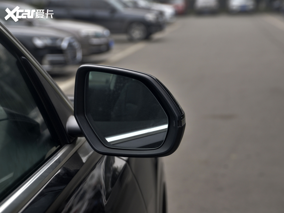 2021��W��Q8 45 TFSI ���A������