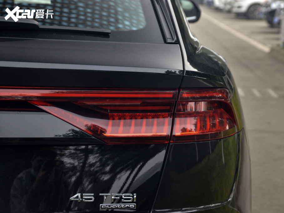 2021��W��Q8 45 TFSI ���A������