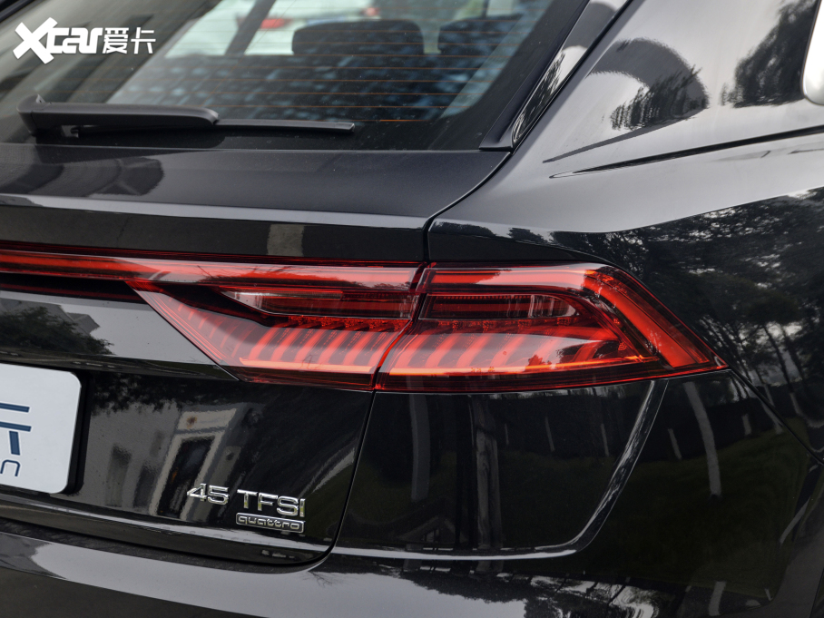 2021��W��Q8 45 TFSI ���A������