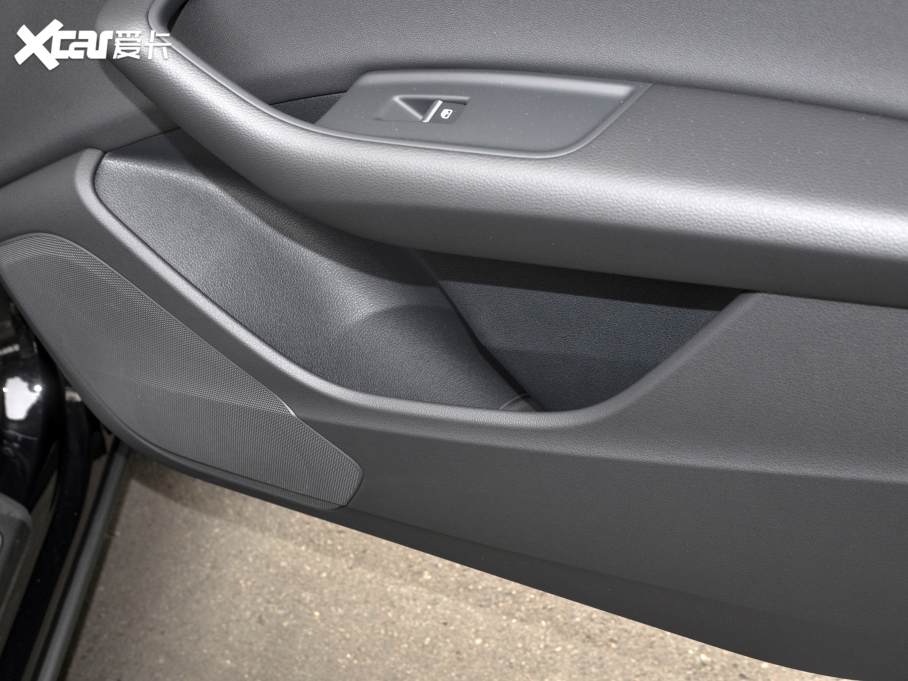 2021��W��Q8 45 TFSI ���A������