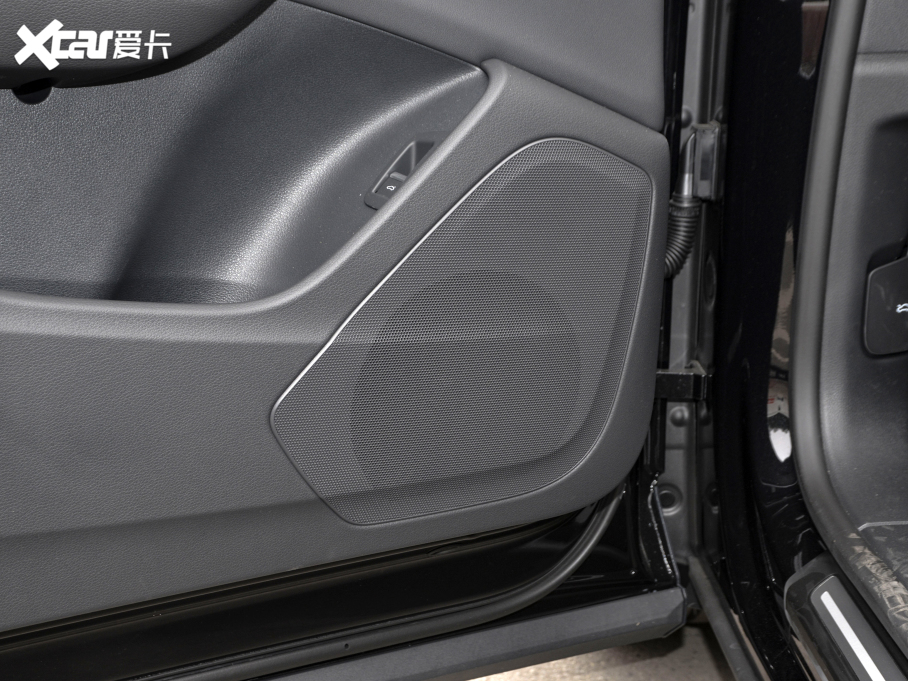 2021��W��Q8 45 TFSI ���A������