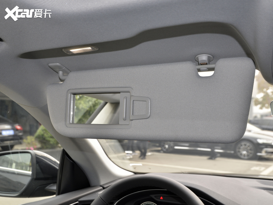 2021��W��Q8 45 TFSI ���A������