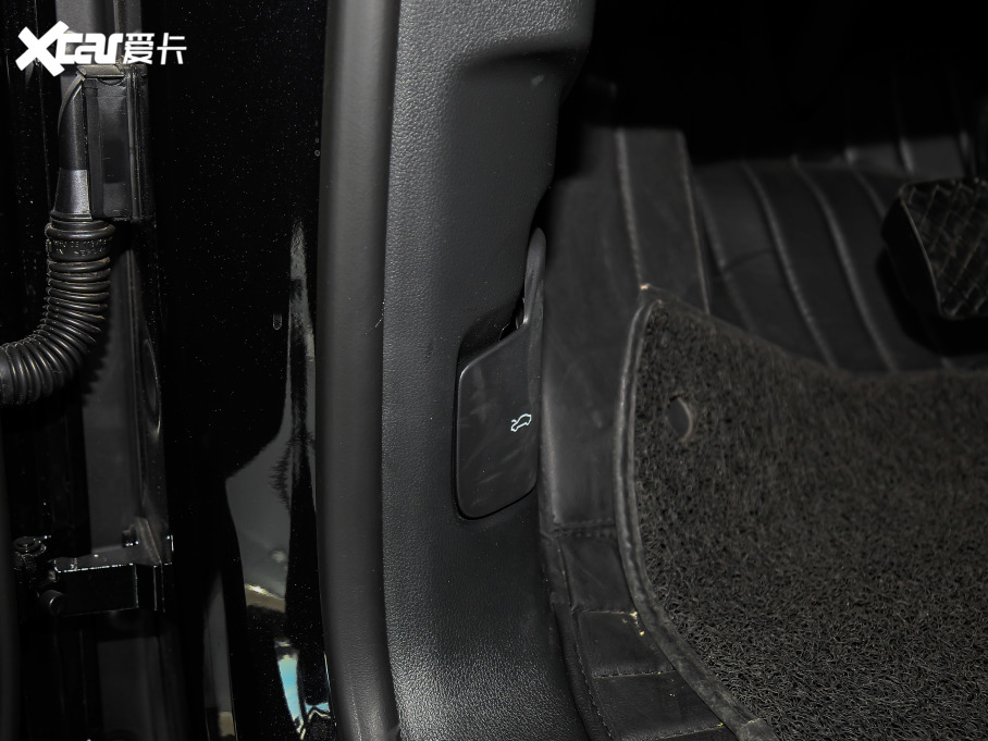 2021��?yu��n)W��Q8 55 TFSI ���A��(d��ng)����