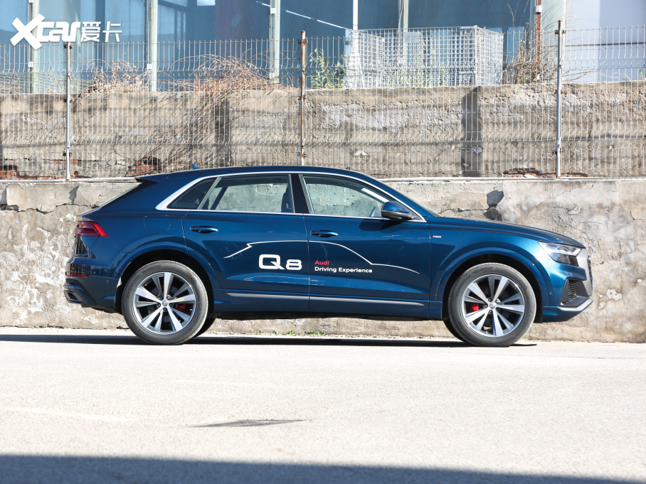 2021��?yu��n)W��Q8 55 TFSI ���x��(d��ng)����