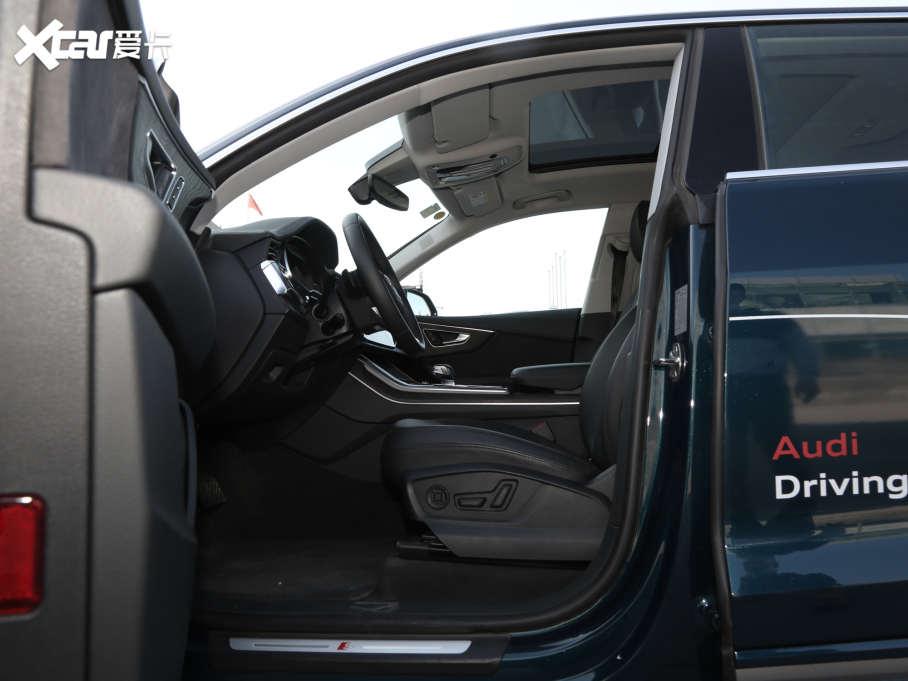 2021��W��Q8 55 TFSI ���x�Ӹ���