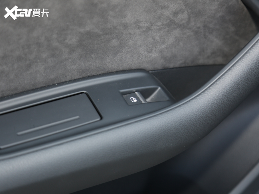 2021��W��Q8 55 TFSI ���x�Ӹ���