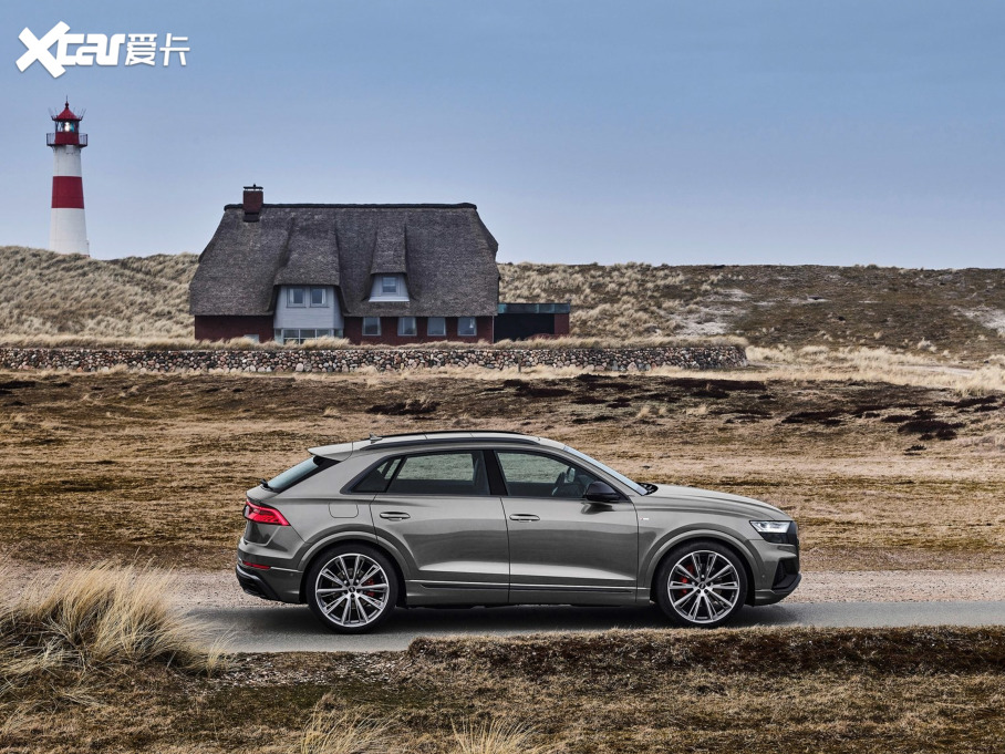 2021��W��Q8 competition plus