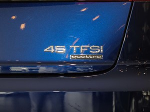 2021��45 TFSI ���x�Ӹ��� �������^