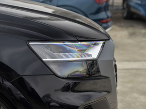 2021��55 TFSI ���x�Ӹ��� �������^