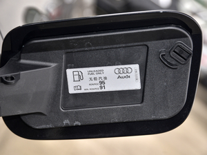 2021��55 TFSI ���x�Ӹ��� �������^