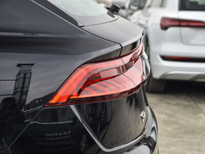 2021��55 TFSI ���x�Ӹ��� �������^