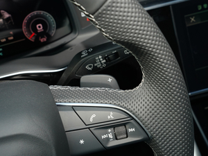 2021��55 TFSI ��ҹ�Tʿ������ �п؅^