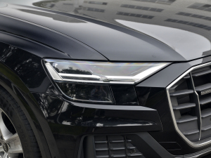 2021��45 TFSI ���A������ �������^