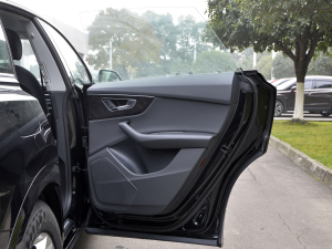 2021��45 TFSI ���A������ ���g����