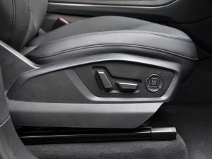 2021��45 TFSI ���A������ ���g����